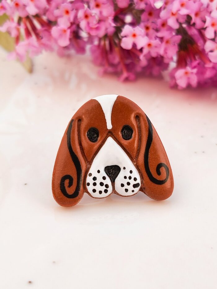 Pin Basset - obrazek 2