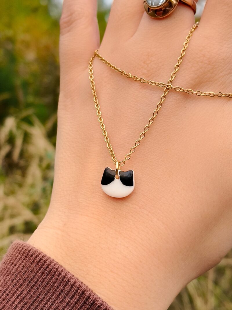 Naszyjnik z Kotem Biało Czarnym - Krówka
