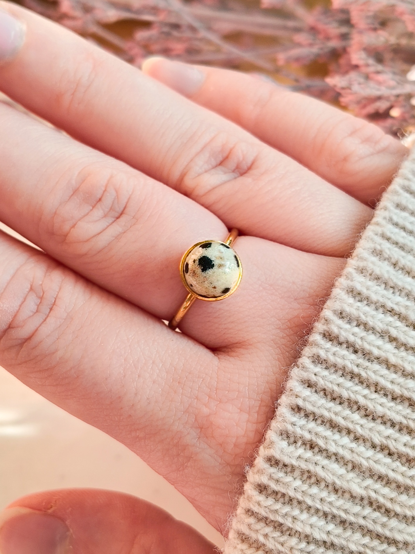 Pierścionek ze stali chirurgicznej z kamieniem naturalnym - Jaspis Dalmatyński