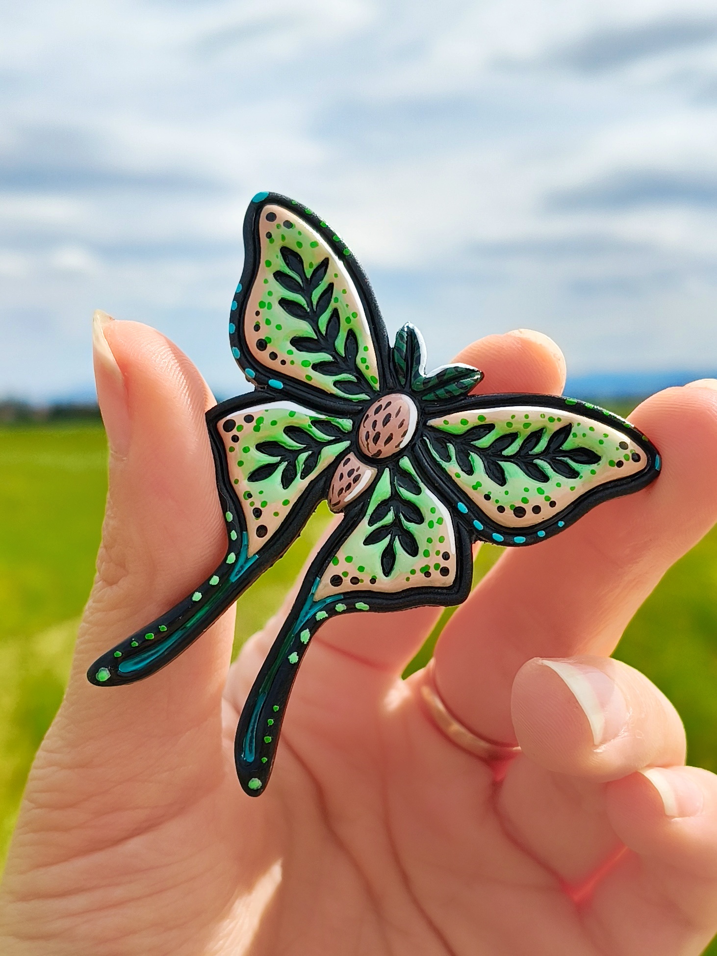 Pin Leśny Motyl - Zielony - obrazek 3
